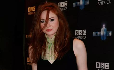 karen gillan leaked|Karen Gillan naked selfie: Doctor Who star strips off for new US。